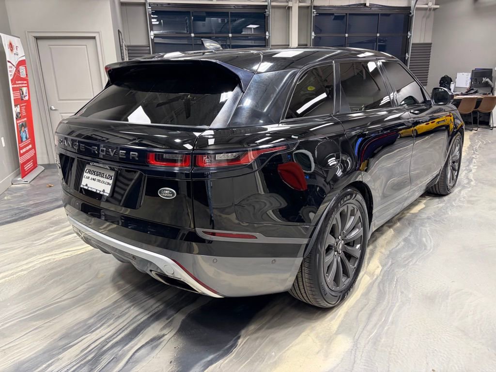 Used 2019 Land Rover Range Rover Velar R-Dynamic SE image 33