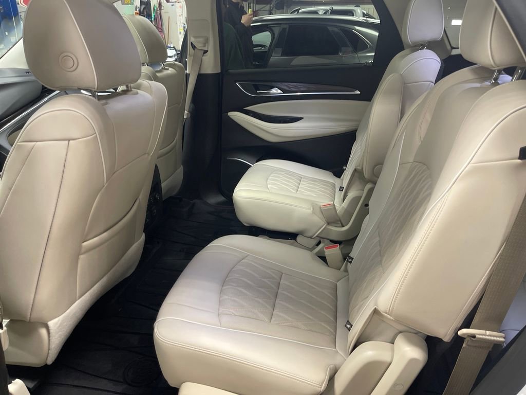 Certified 2023 Buick Enclave Avenir w/ Avenir Technology Package AWD/4WD image 27