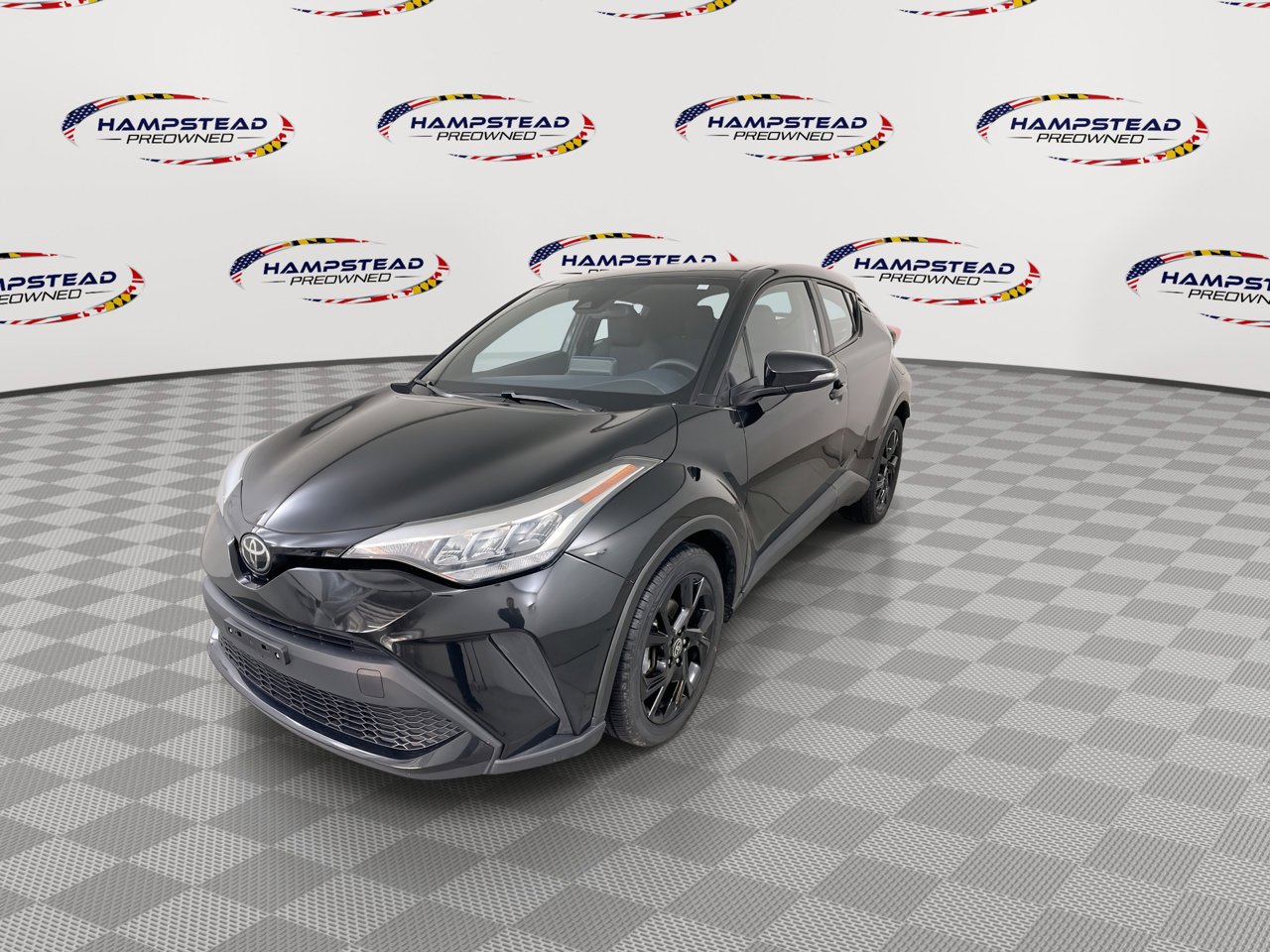 Used 2021 Toyota C-HR XLE image 4