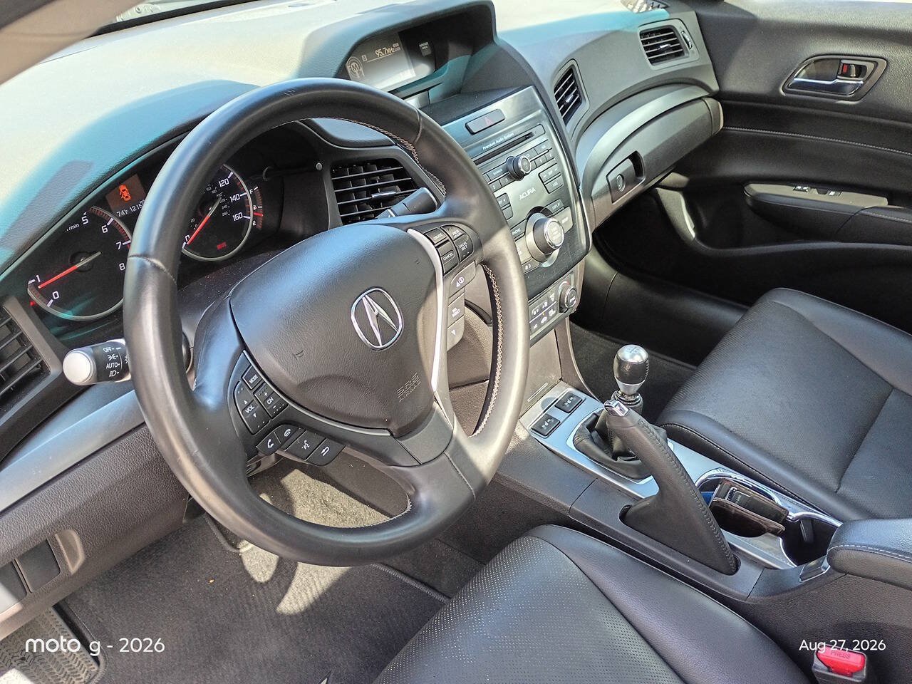 Used 2014 Acura ILX w/ Premium Package FWD image 10