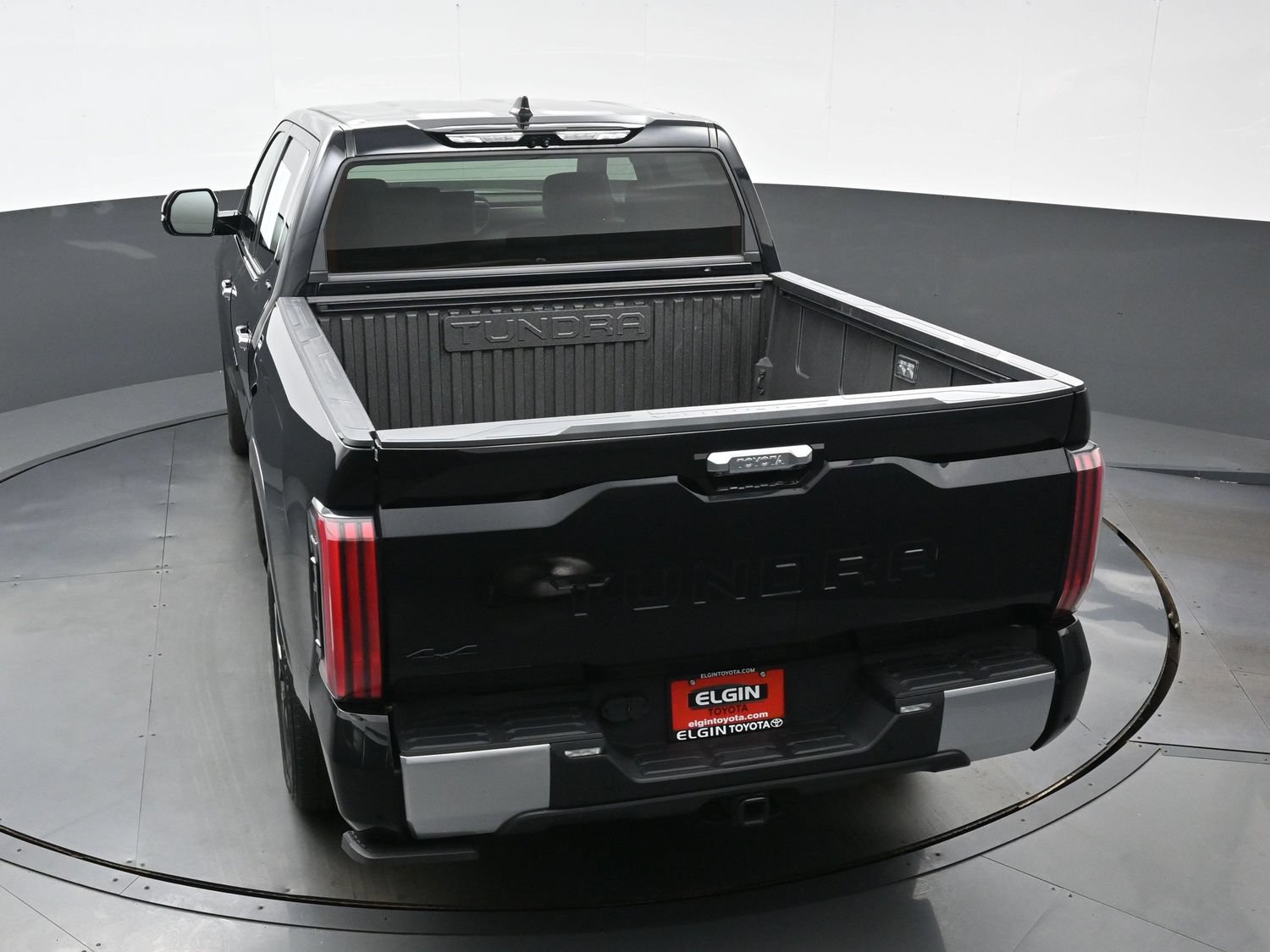 Used 2023 Toyota Tundra Limited AWD/4WD image 38