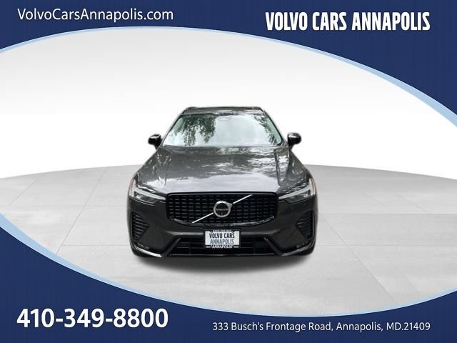 Certified 2024 Volvo XC60 B5 Plus w/ Protection Package Premier AWD/4WD image 3