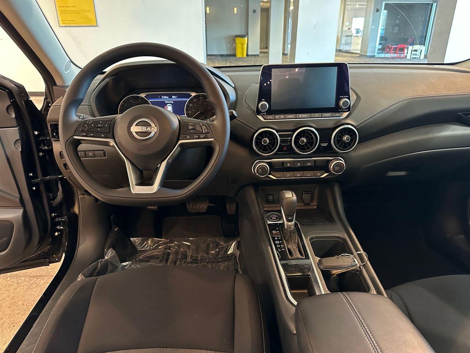 Used 2025 Nissan Sentra SV image 33