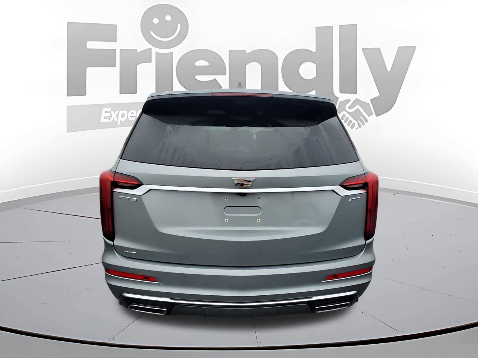 Used 2023 Cadillac XT6 Premium Luxury w/ Technology Package image 4