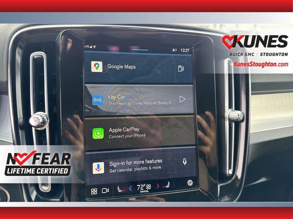 Used 2024 Volvo XC40 B5 Core image 31