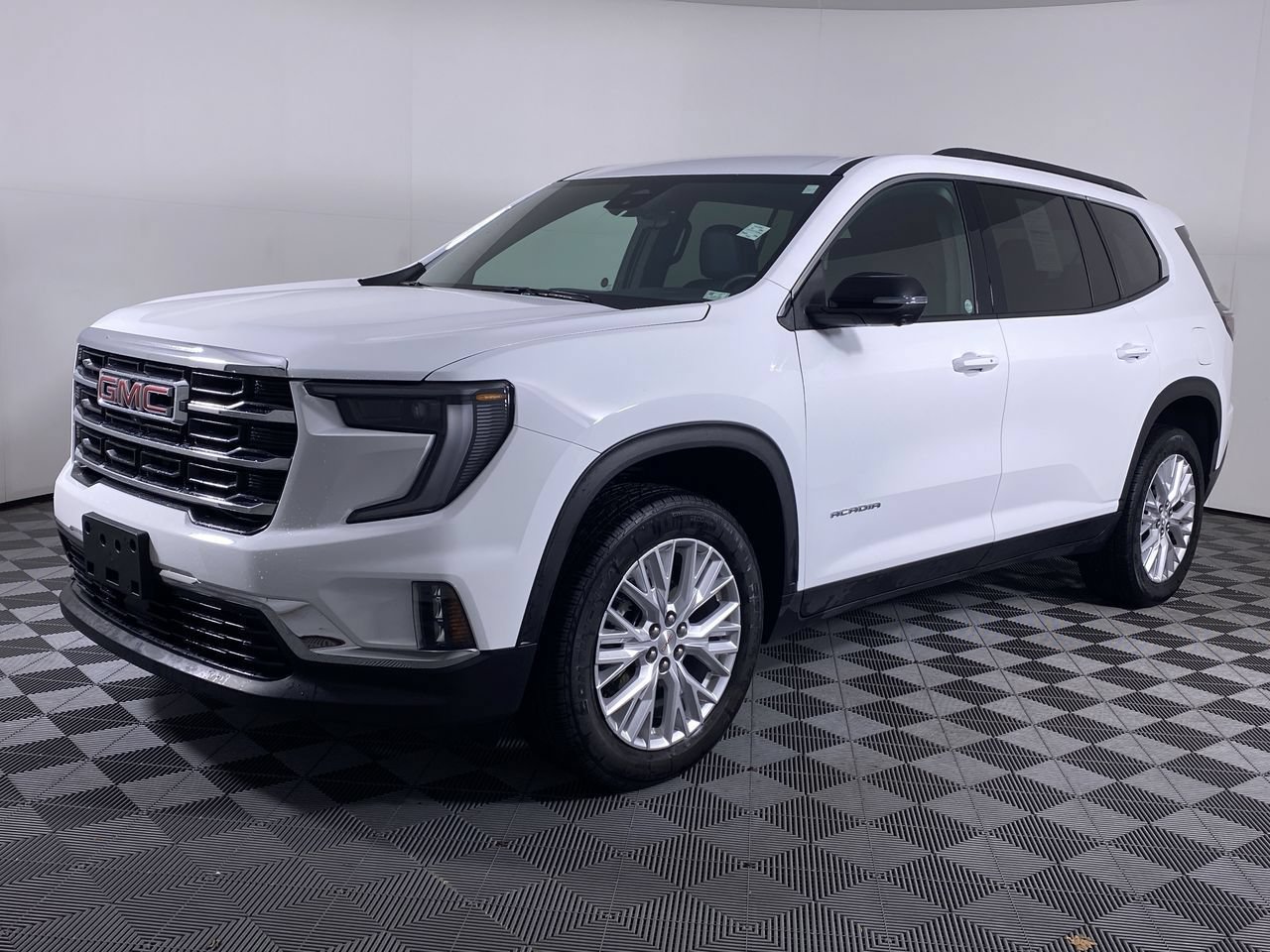 Certified 2026 GMC Acadia Elevation w/ Elevation Premium Package FWD image 18