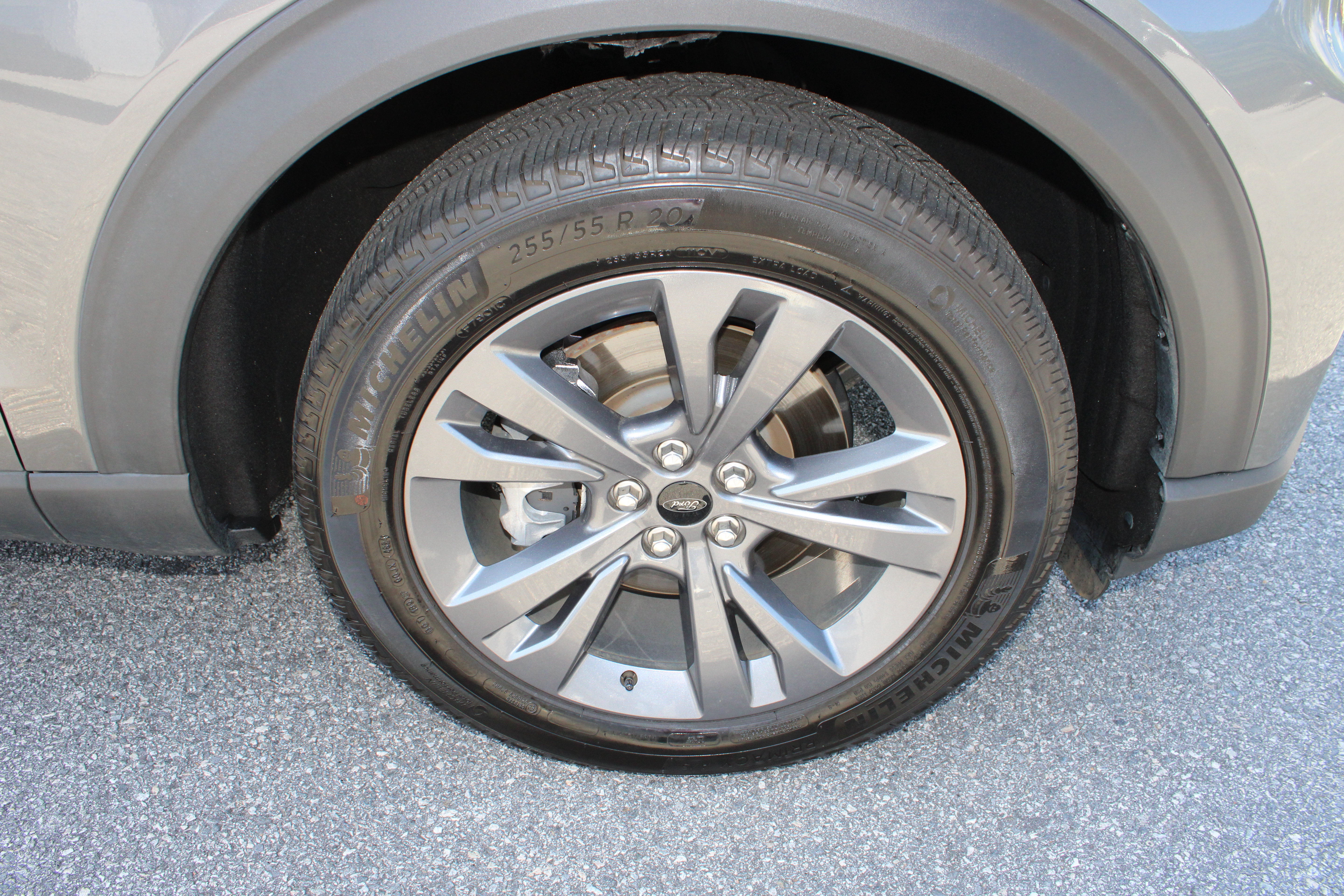 Used 2025 Ford Explorer Active w/ Active Comfort Package AWD/4WD image 9