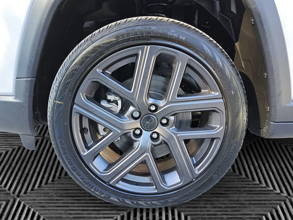 New 2026 Jeep Compass Latitude image 14