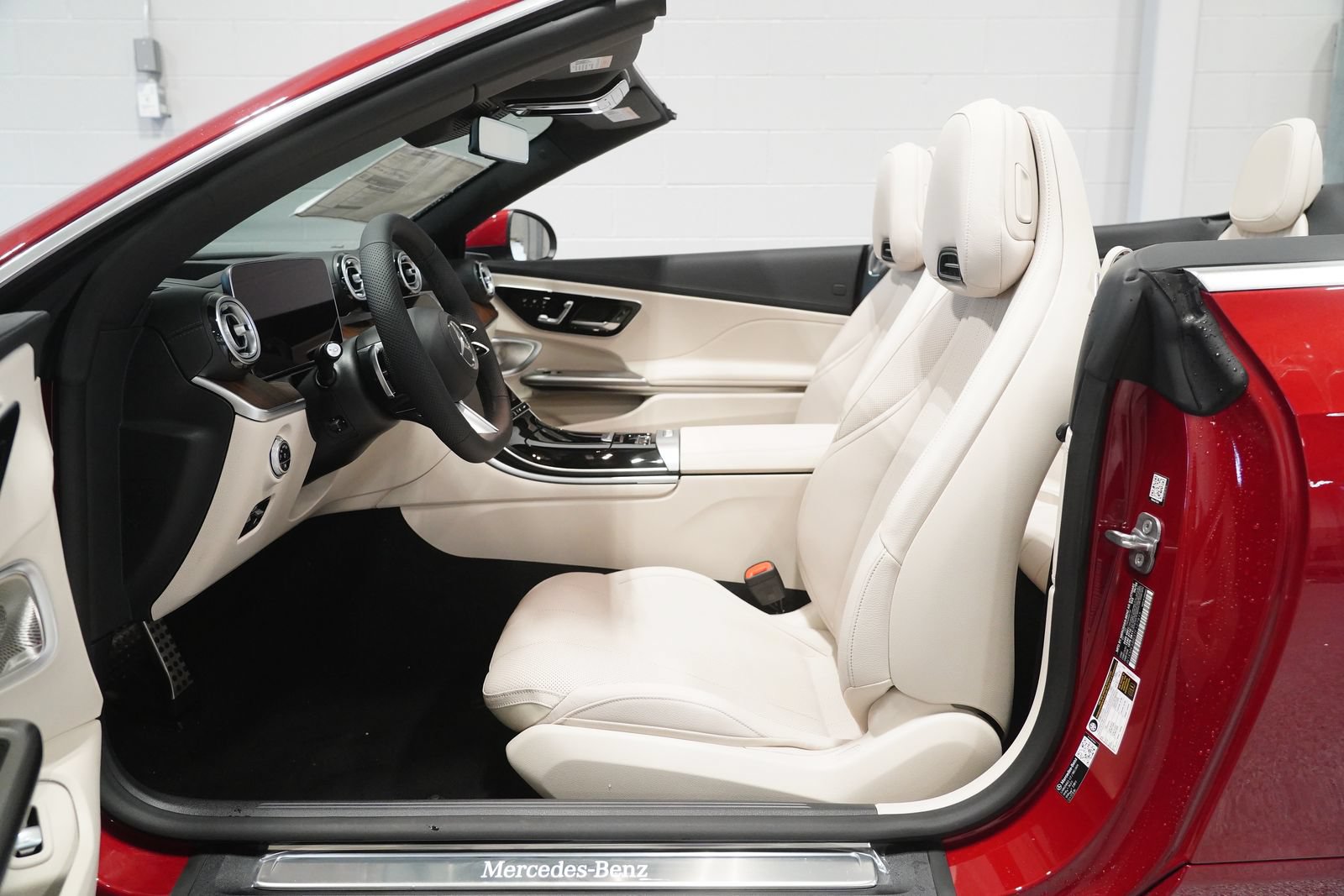 New 2026 Mercedes-Benz CLE 450 4MATIC Cabriolet image 17