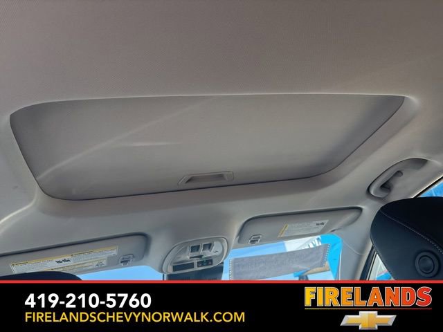 New 2025 Chevrolet Trax LT w/ Sunroof Package image 36