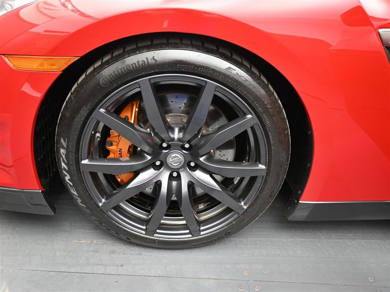Used 2013 Nissan GT-R Premium AWD/4WD image 17