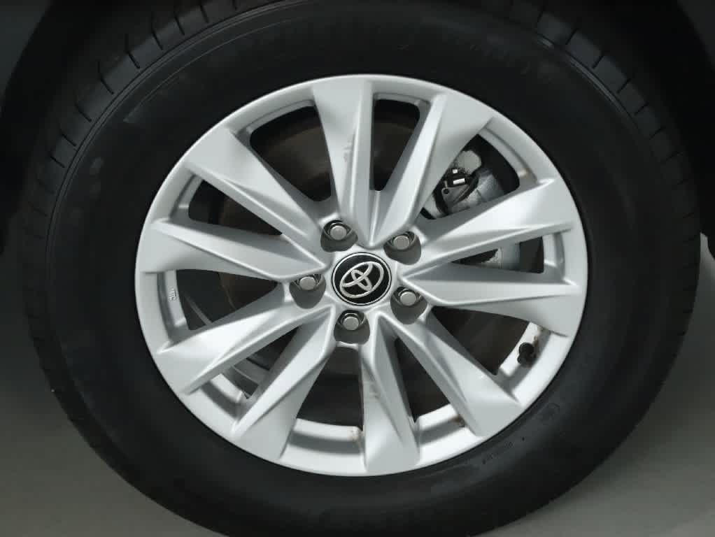 Certified 2024 Toyota Corolla Cross LE FWD image 10