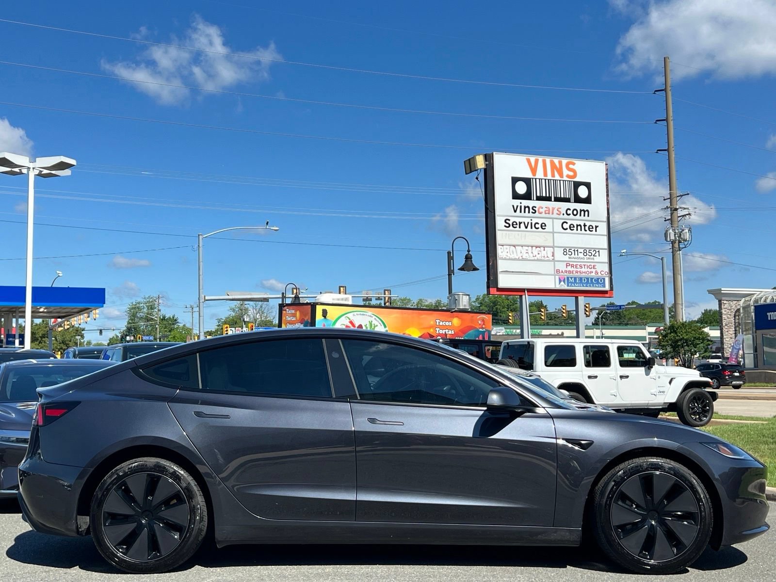 Used 2024 Tesla Model 3 Long Range AWD/4WD image 9