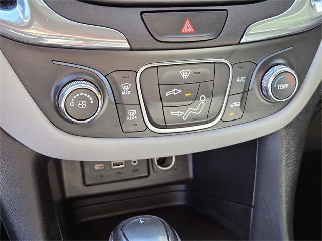 Used 2020 Chevrolet Equinox LS image 22