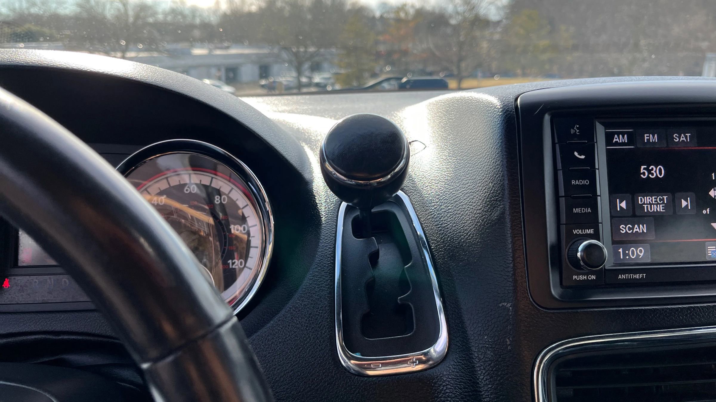 Used 2018 Dodge Grand Caravan SXT w/ Blacktop Package image 28