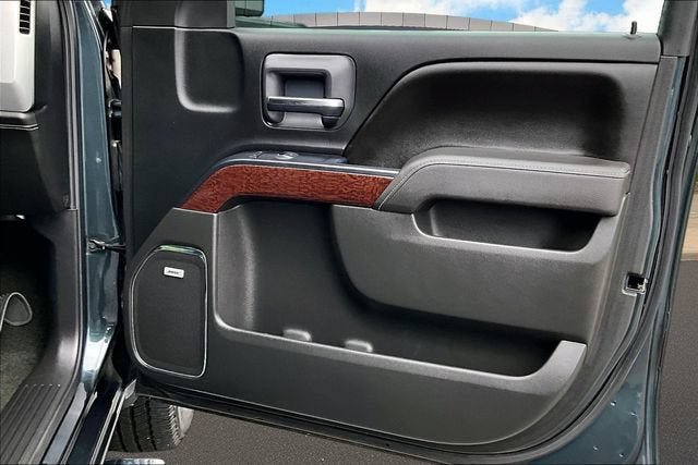 Used 2017 GMC Sierra 1500 SLT w/ SLT Premium Package AWD/4WD image 19