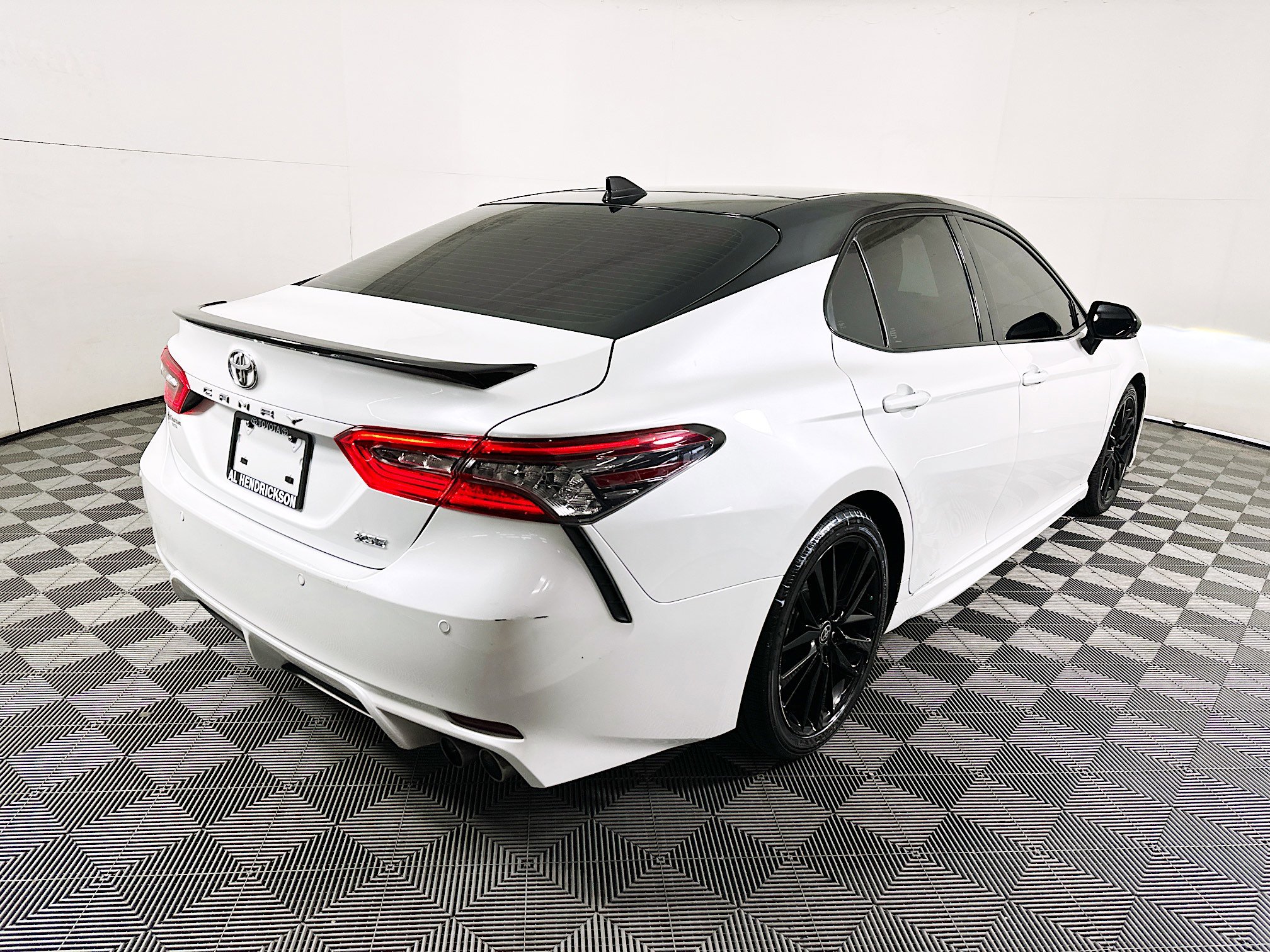 Used 2024 Toyota Camry XSE w/ Navigation Package FWD image 3