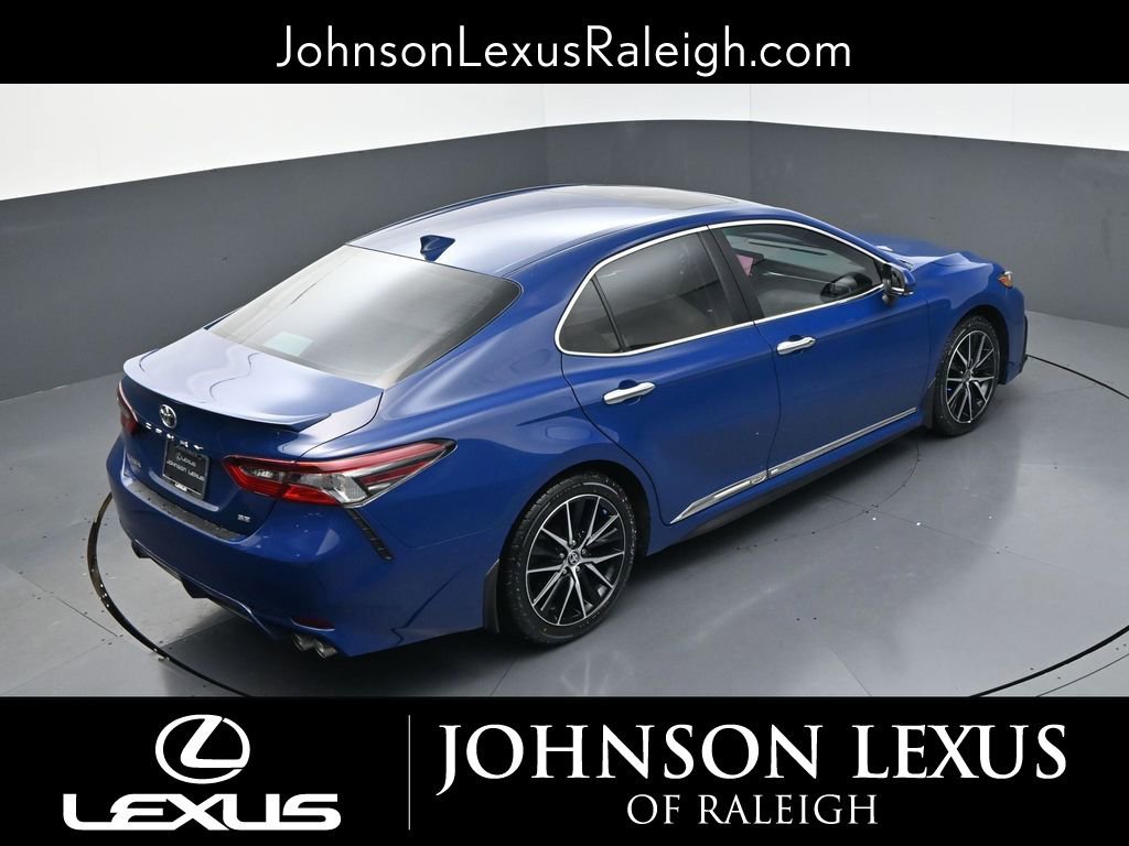 Used 2023 Toyota Camry SE w/ Cold Weather Package image 23