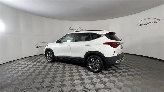 Certified 2023 Kia Seltos S w/ Navigation Package image 6