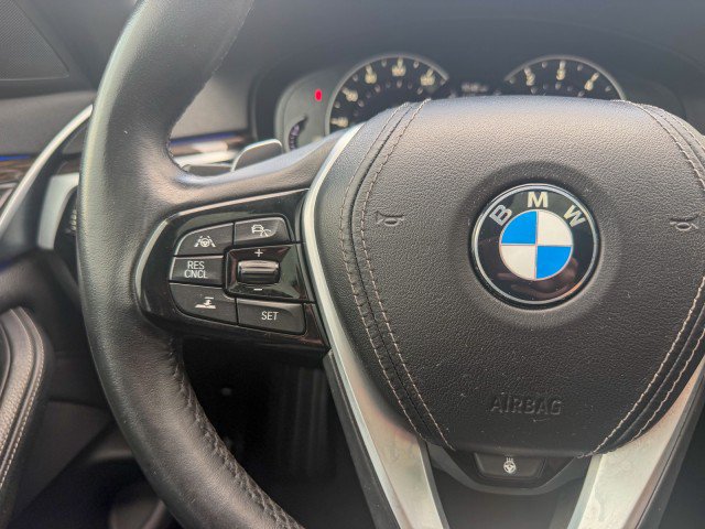 Used 2017 BMW 530i RWD image 11