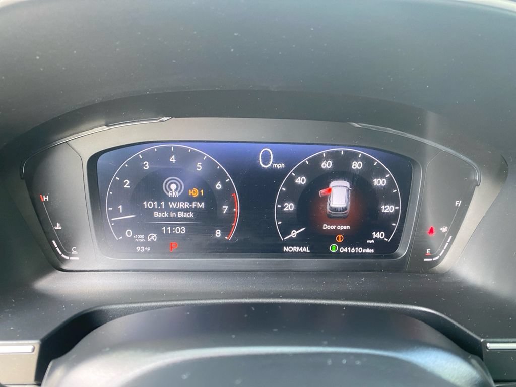 Used 2024 Honda Pilot Elite image 23