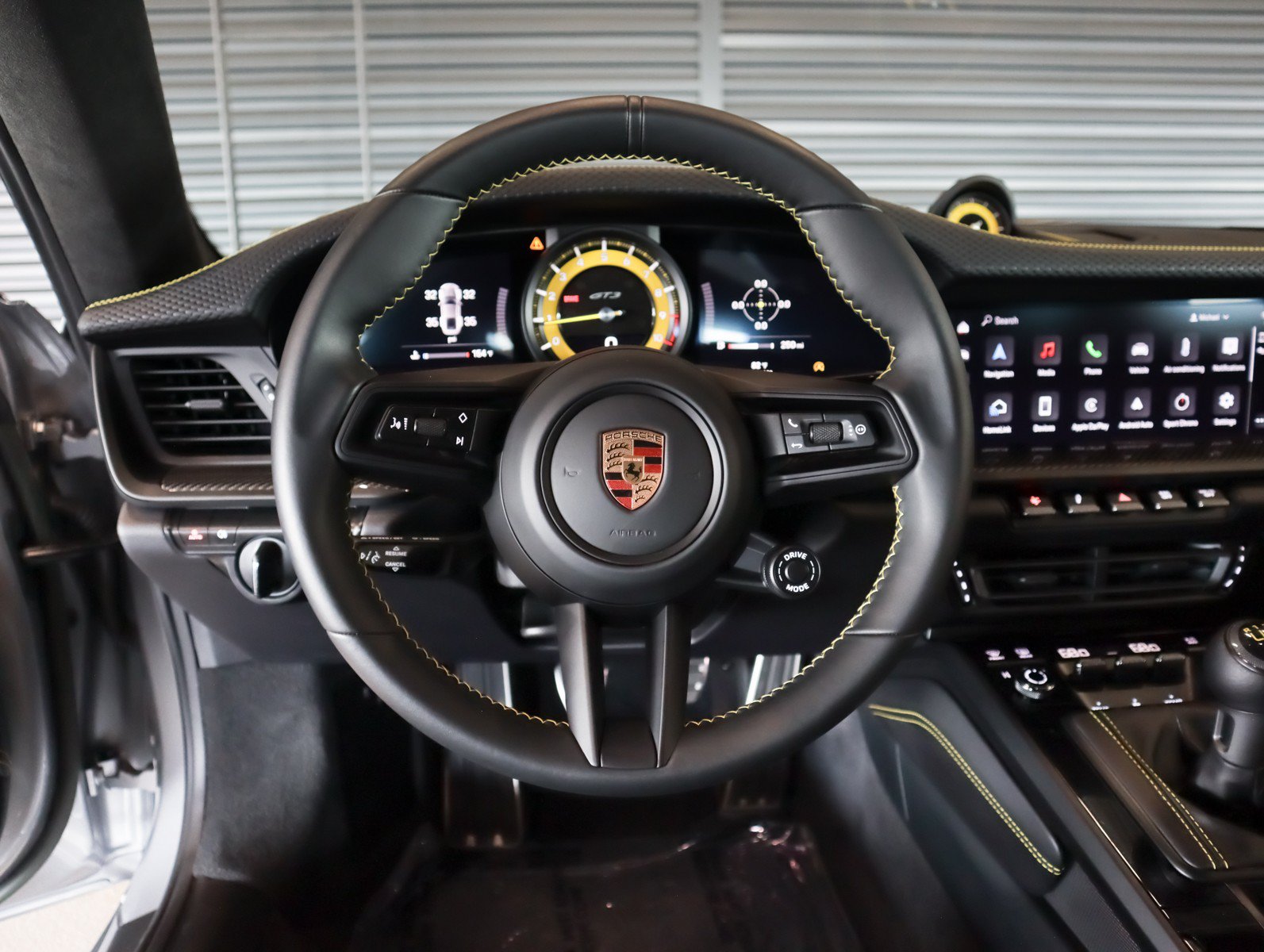 Used 2022 Porsche 911 GT3 RWD image 16