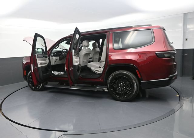 New 2026 Jeep Grand Wagoneer Limited AWD/4WD image 38