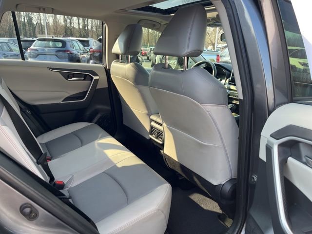 Used 2023 Toyota RAV4 XLE Premium image 18