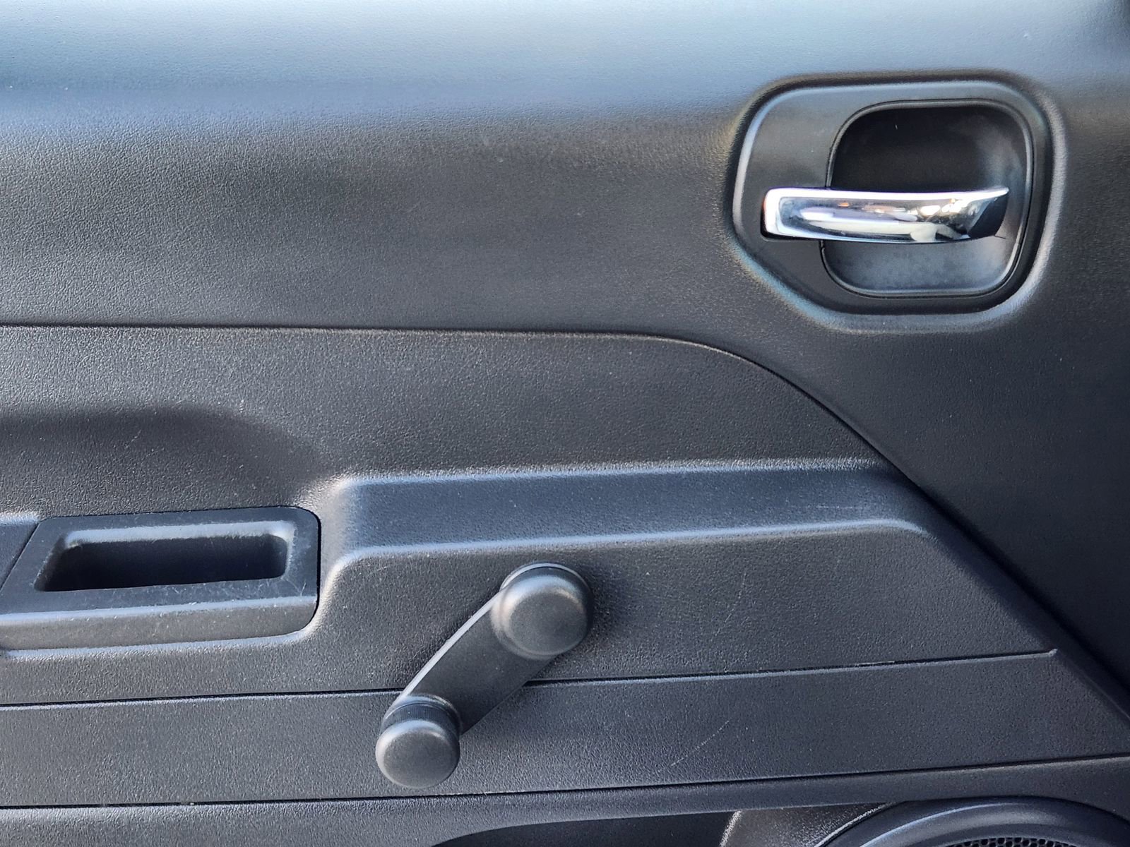 Used 2017 Jeep Patriot Sport image 27