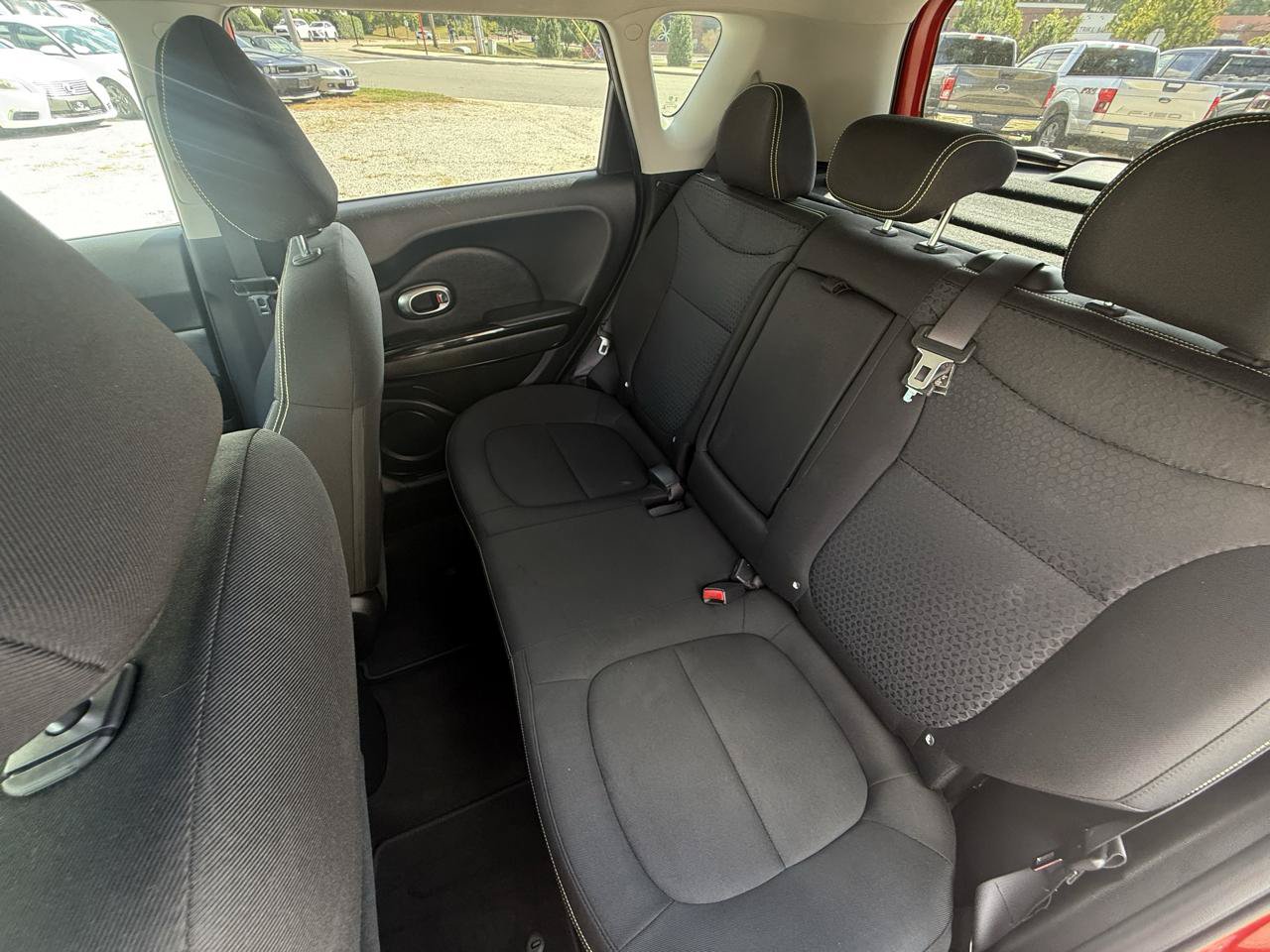 Used 2016 Kia Soul + w/ Audio Package FWD image 27
