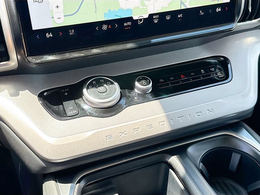 New 2026 Ford Expedition Active RWD image 19