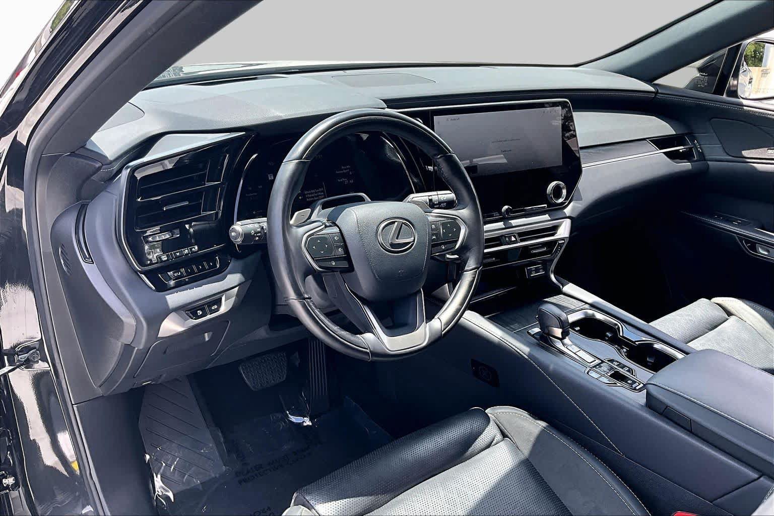 Used 2025 Lexus RX 450h AWD w/ Convenience Package image 18