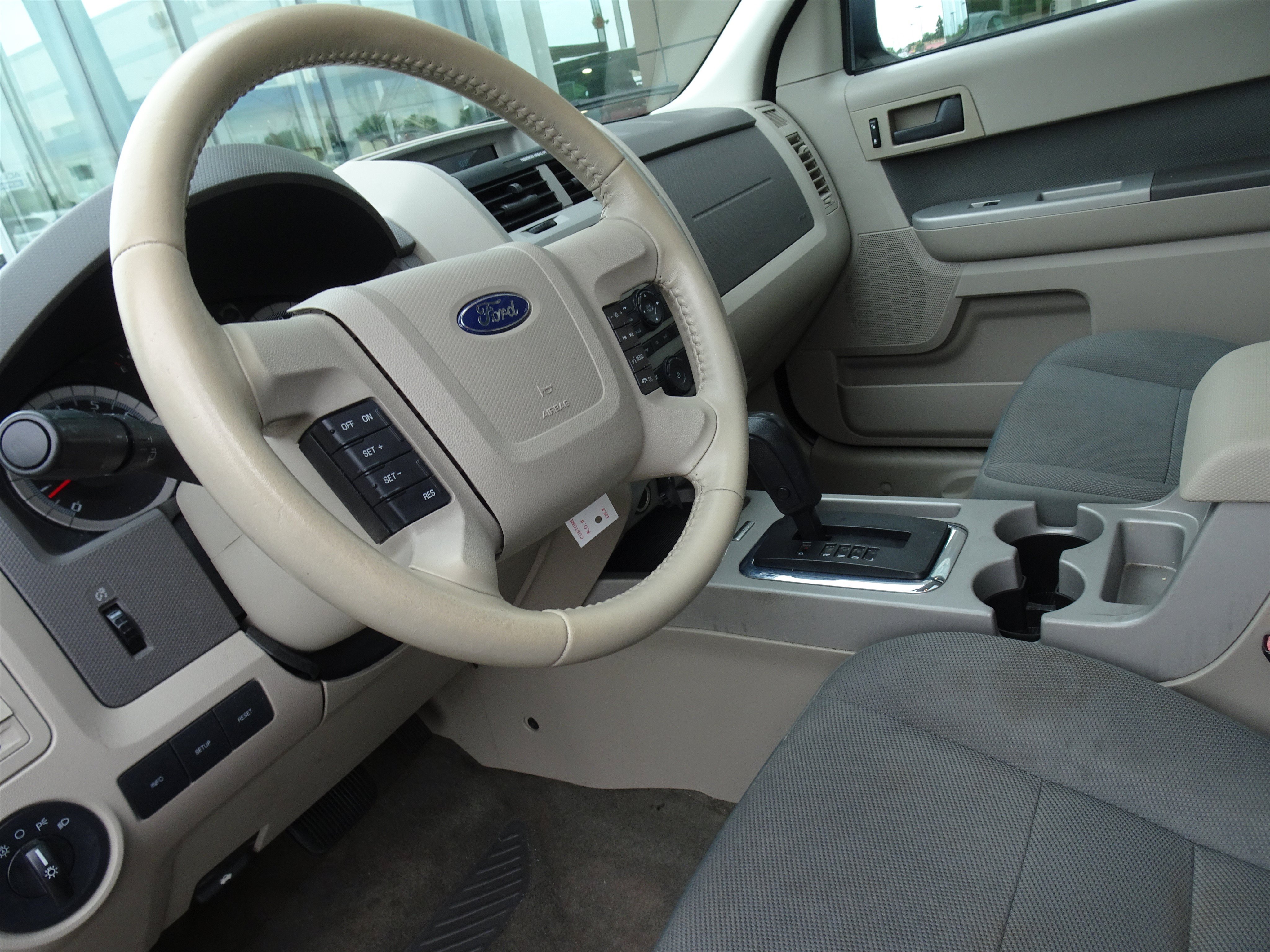 Used 2009 Ford Escape XLT AWD/4WD image 11