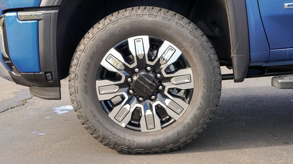 New 2025 GMC Sierra 2500 Denali w/ Technology Package image 9