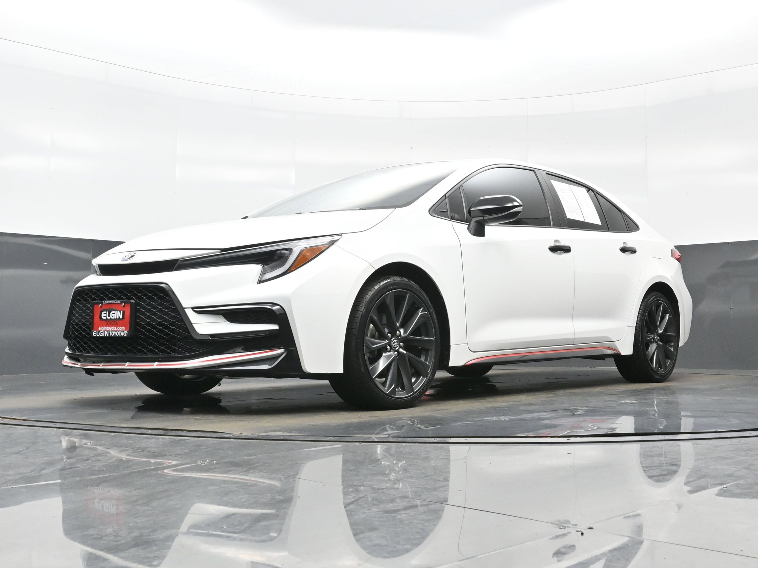 Used 2023 Toyota Corolla SE FWD image 27