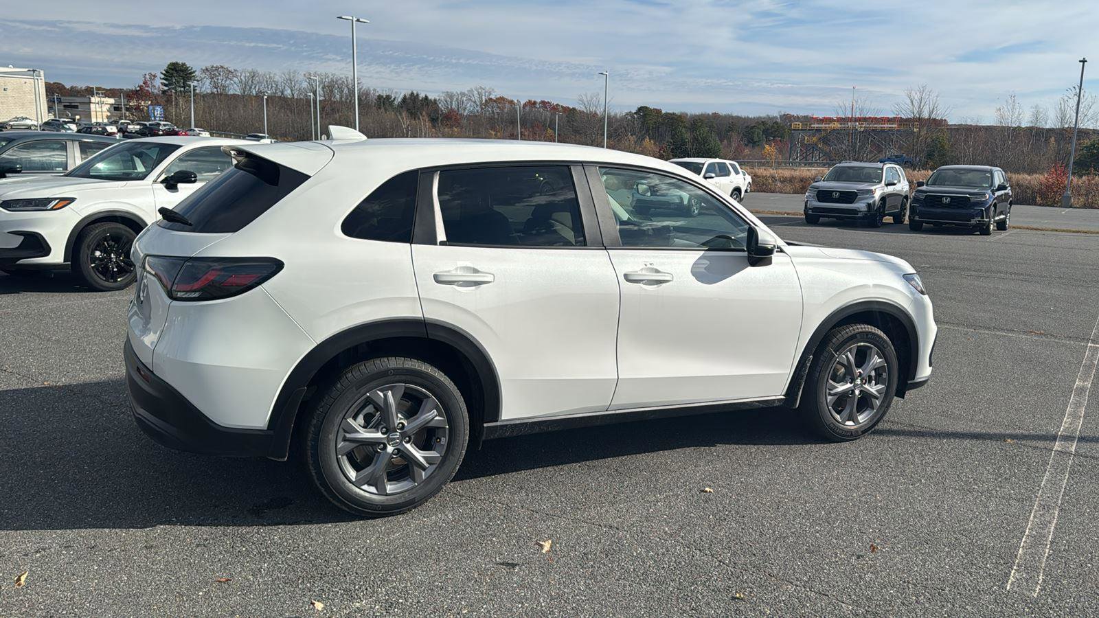 New 2026 Honda HR-V LX image 5