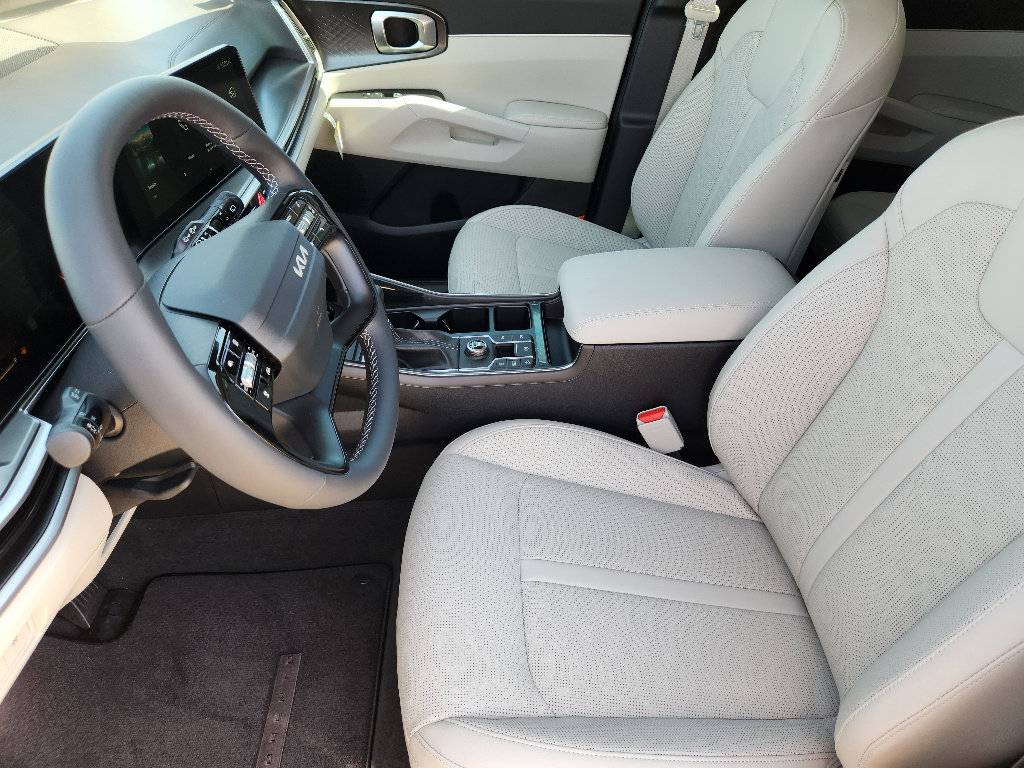 New 2026 Kia Sorento S image 9