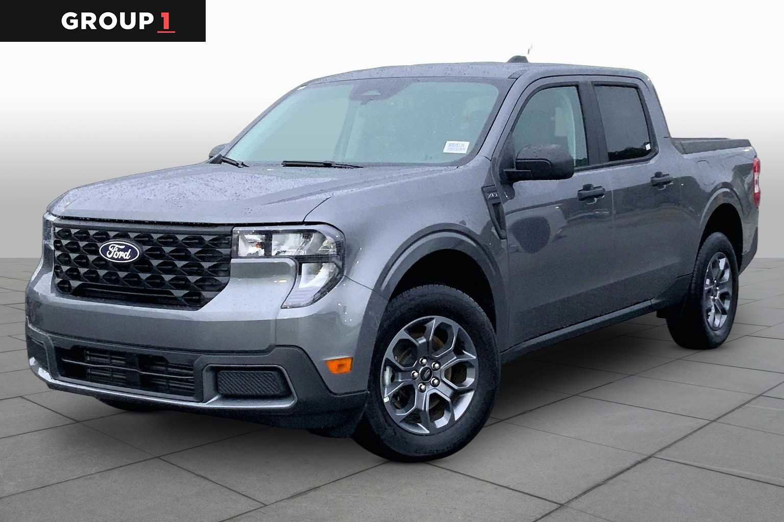 Used 2025 Ford Maverick XLT w/ Equipment Group 302A AWD/4WD image 1