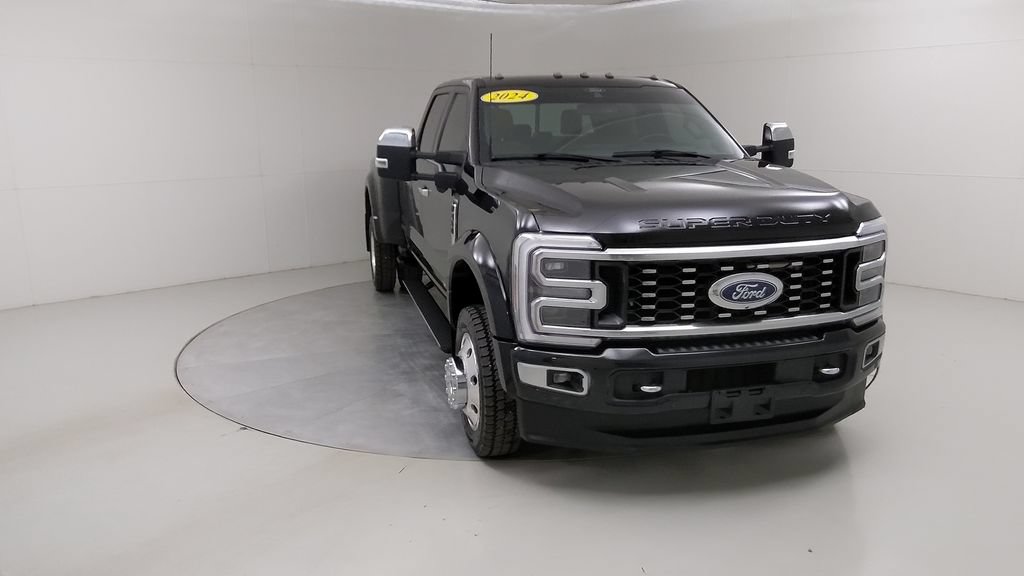 Certified 2024 Ford F450 Platinum w/ FX4 Off-Road Package AWD/4WD image 10