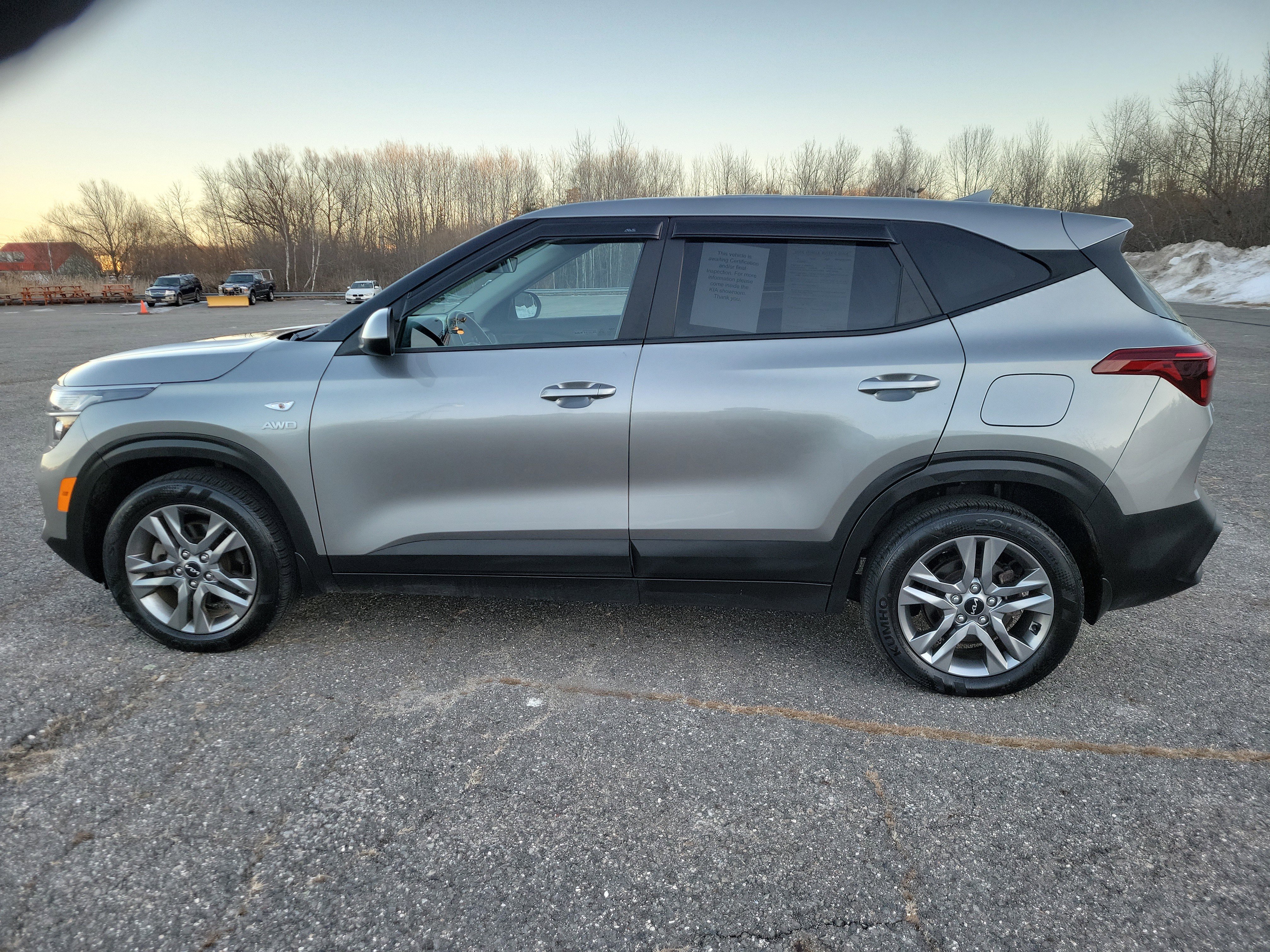 Used 2023 Kia Seltos LX image 8