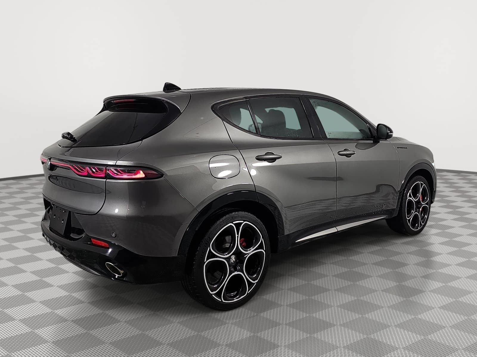 Used 2024 Alfa Romeo Tonale Speciale AWD/4WD image 8