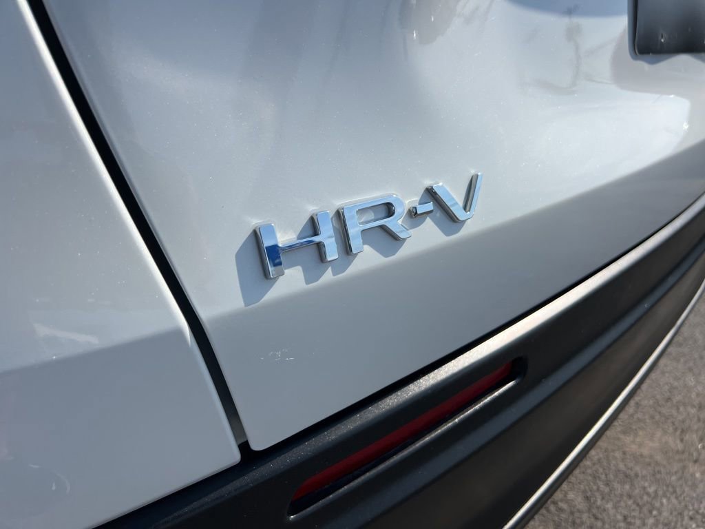 Used 2023 Honda HR-V LX image 29