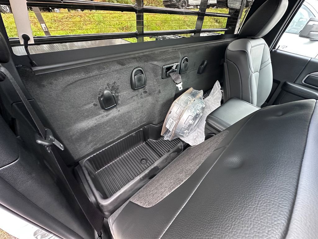New 2026 RAM 5500 Tradesman w/ Chrome Appearance Group image 20