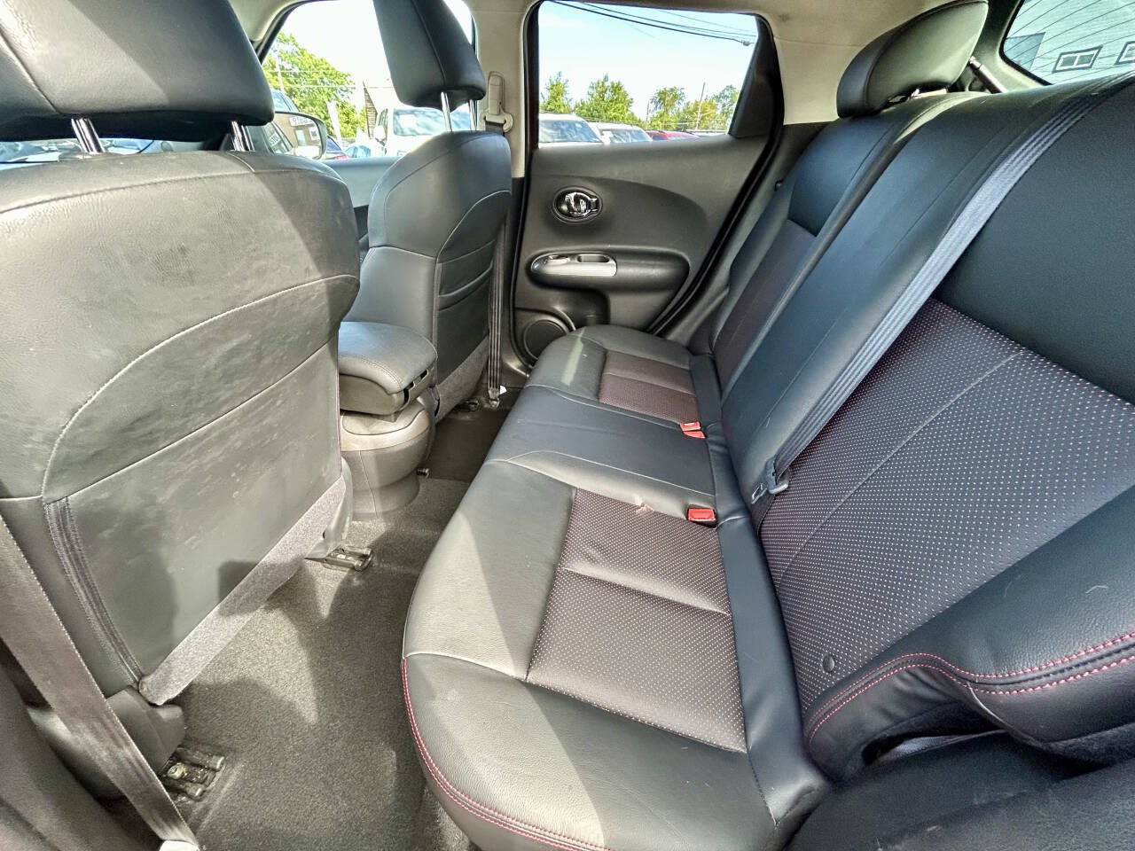 Used 2017 Nissan Juke SL FWD image 11