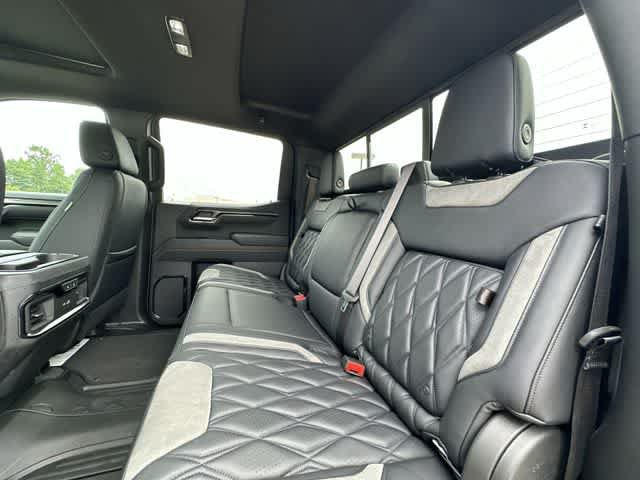 New 2026 GMC Sierra 1500 AT4 w/ AT4 Premium Package AWD/4WD image 21