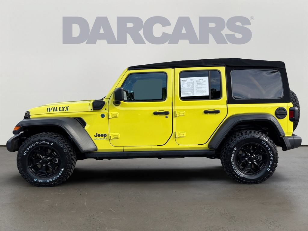 Used 2023 Jeep Wrangler Unlimited w/ Cold Weather Group AWD/4WD image 4