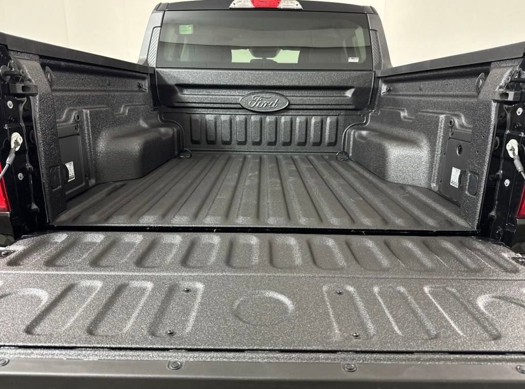 New 2025 Ford Maverick XLT image 21