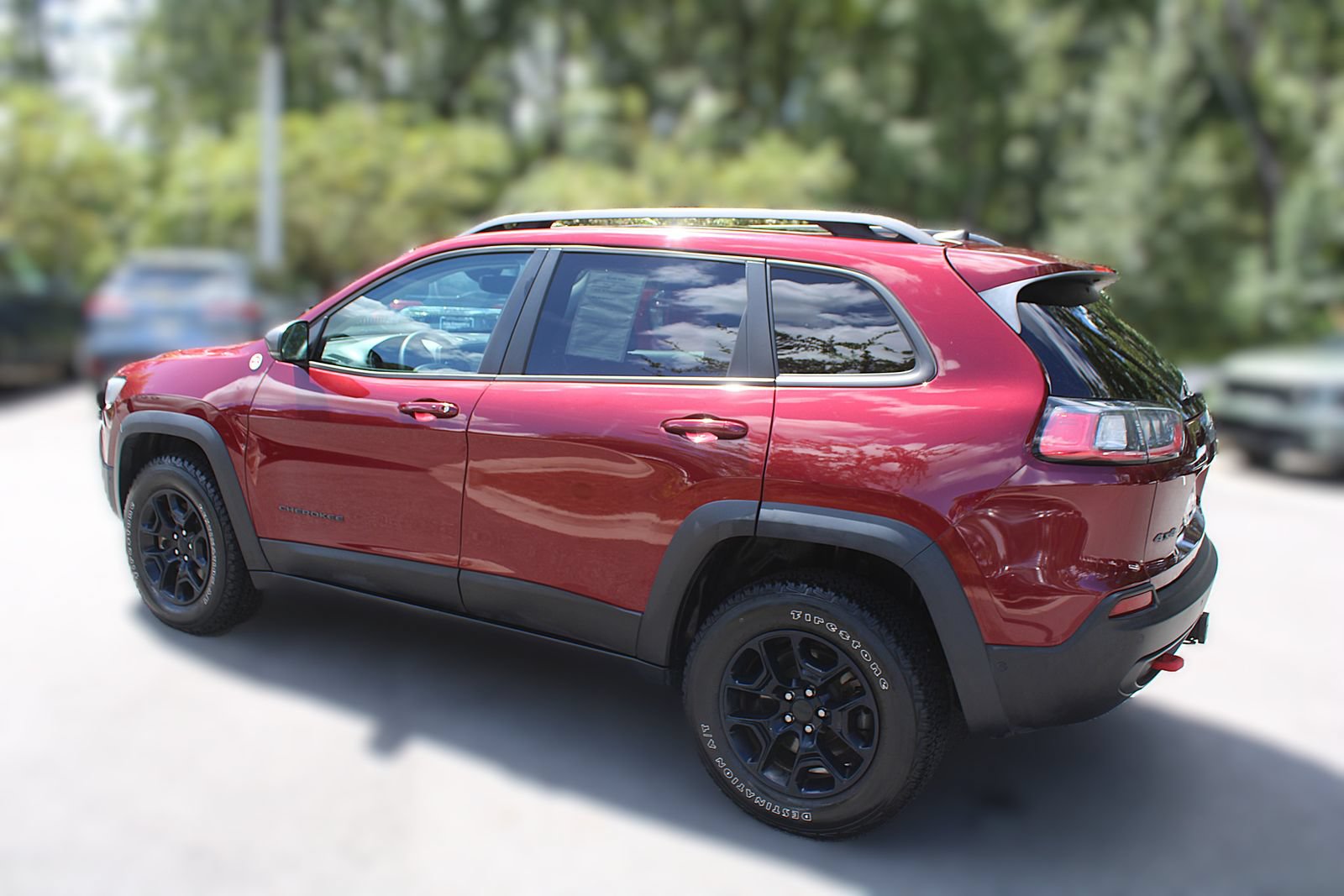 Used 2021 Jeep Cherokee Trailhawk w/ Sun, Sound & Nav Group AWD/4WD image 6