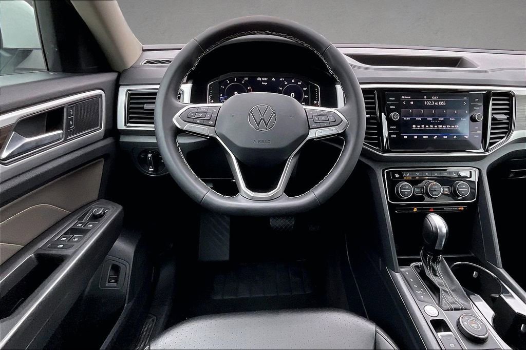 Used 2023 Volkswagen Atlas SE image 8