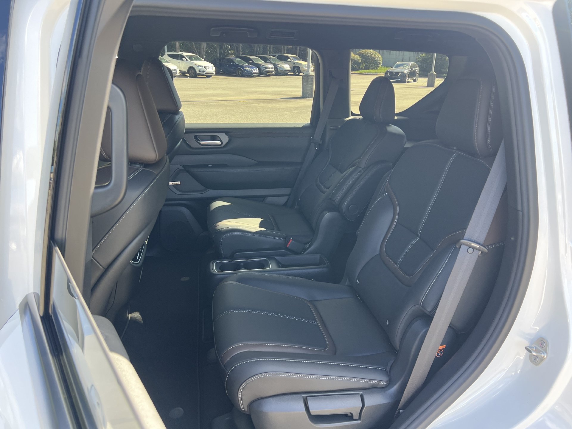 New 2026 Nissan Armada SL AWD/4WD image 16